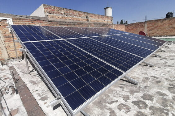 Paneles-solares-para-cremeria-y-abarrotes5