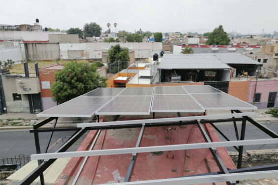 proyecto-de-paneles-solares-en-abarrotes-pablo-valdez-omar-michel (3)